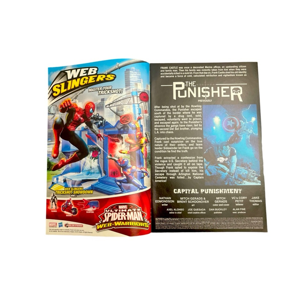 Marvel Comic Book - Picture 2 of 3